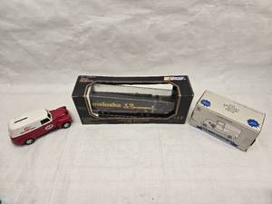 lot 94 image: Misc. Collectables