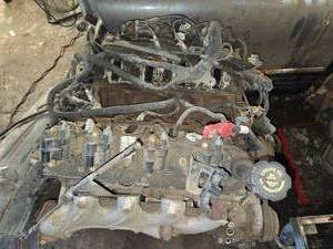 lot 16 image: Core LS Engine with Computer and Harness, 5.3L