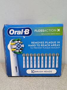 lot 86 image: ORAL-B FLOSSACTION X REPLACEMENT BRUSH HEADS (10PK.)
