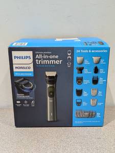 lot 90 image: PHILIPS NORELCO ULTIMATE PRECISION ALL-IN-ONE TRIMMER