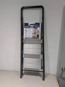 lot 135 image: NEW COSCO 3 STEP FOLDING STEP STOOL