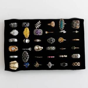 lot 34 image: Costume Jewelry Ring Lot of 36