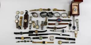 lot 56 image: Mens Wrist Watch Lot - Pulsar, Seiko, Timex