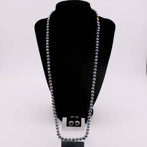 lot 6 image:  Necklace and Earring w 14K Clasp