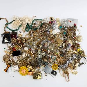 lot 71 image: Large Costume Jewelry Lot