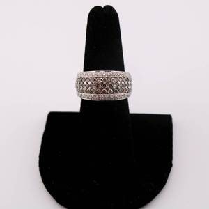lot 19 image: 14k White Gold Levian Ladies Diamond Band
