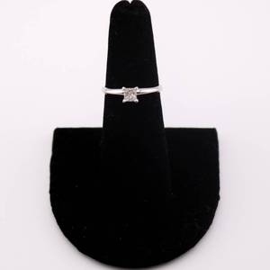 lot 18 image: 14k White Gold Ladies Diamond Solitaire Ring
