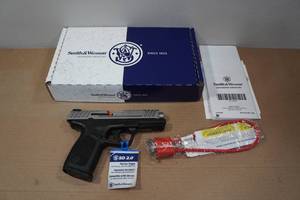 NEW Smith & Wesson SD9 2.0 9mm Semi-Auto Pistol - 17-Round Capacity