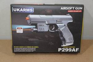 lot 7 image: UKArms P299AF Spring Powered Airsoft Gun with Laser