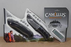 lot 9 image: Camillus Knife Set