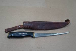 lot 26 image: Vintage 1976 Normark Fiskars Fillet Knife