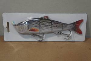 lot 84 image: Giant 10 Jointed Musky Northern Lure