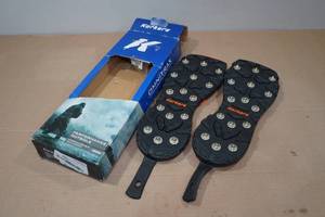 lot 147 image: Korkers Interchangeable Sole System Triple Threat Carbide Spike -Size 12