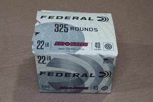 lot 165 image: 325 Federal Automatch .22 LR 40 Gr Solid Ammo