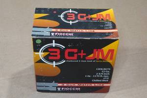 lot 174 image: 25 Fiocchi 3 Gun 12 Gauge 2-34 7-12 Chilled Shot Shotshells