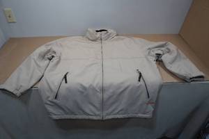 lot 197 image: Weatherproof Wind Breaker Jacket -XXL