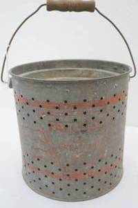 lot 4 image: Vintage Galvanized Minnow Bucket 9 tall 9 wide