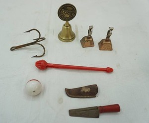 lot 60 image: Vintage Hook sharpener