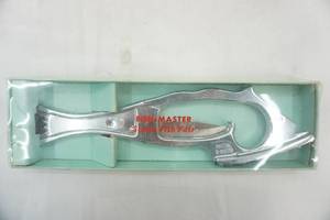 lot 68 image: Vintage Fish master  scaler