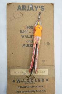 lot 89 image: Vintage ARJAYS W-A-D-D-L-E-R in original packaging