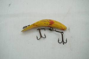 lot 110 image: Vintage Lazy Ike F7. Kautzky. Fishing Lure