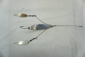 lot 120 image: Vintage Spinner Bait Fishing Lure