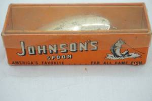 lot 129 image: Vintage Johnsons Silver Minnow No. 1210 - in original packaging