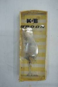 lot 132 image: Vintage K-B Spoon Lure - in original packaging