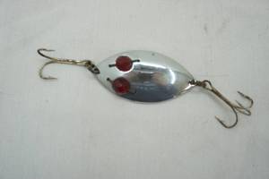 lot 199 image: Vintage Gibbs Red Eye Junior Wiggler Fishing Lure