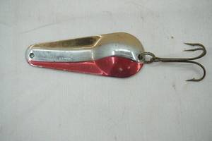 lot 209 image: Vintage spoon Lure