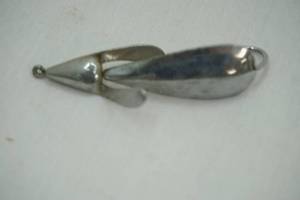 lot 211 image: Vintage weed Wing lure