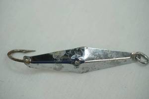 lot 220 image: Vintage spoon squid