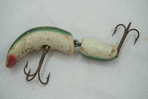 lot 226 image: Vintage Flex Ike Kautzky Fishing Lure
