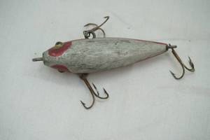 lot 232 image: Vintage Baby Zara Fishing Lure