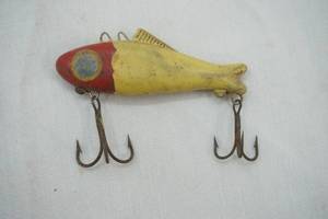 lot 265 image: Vintage Fishing lure