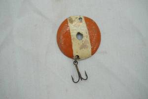 lot 273 image: vintage round spoon