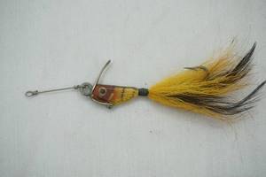 lot 296 image: Vintage south bend lure