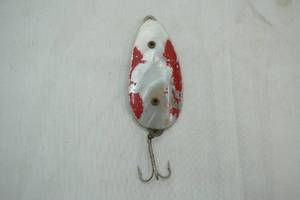 lot 300 image: vintage spoon lure