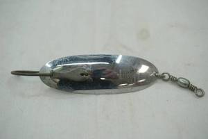 lot 309 image: Vintage Pflueger record spoon