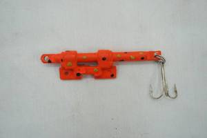 lot 321 image: Vintage handmade lure