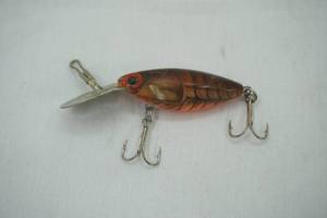 lot 326 image: Vintage Thin Fin Storm Hot N Tot fishing Lure