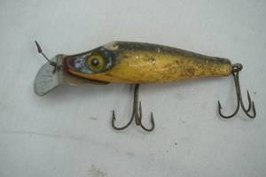 lot 344 image: Vintage River Runt Fishing Lure