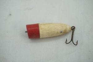 lot 348 image: Vintage Red & White plastic popper fishing lure