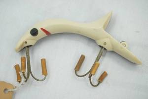 lot 354 image: Vintage She-devil Geneva Mfg. Co. 1946