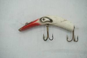 lot 355 image: Vintage Kautzky Lazy Ike 3 Fishing Lure