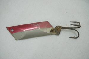 lot 372 image: Vintage Heddon metal fishing lure