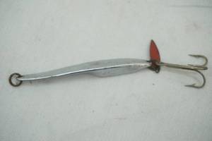 lot 404 image: Vintage metal fishing lure. Johnsons LU JON forged