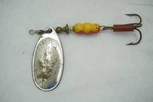 lot 414 image: Vintage Mepps 4 Aglia - British French Pat
