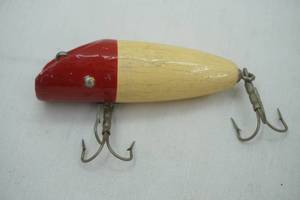 lot 419 image: Vintage South Bend Bass-Oreno