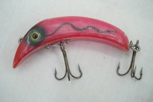 lot 432 image: Vintage South Bend Neo Red Back Shadow Wave Super Snooper Lure